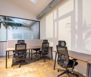 Bureau privé 40 m² 8 postes Location bureau Rue de la Fontaine au Roi Paris 75011 - photo 1